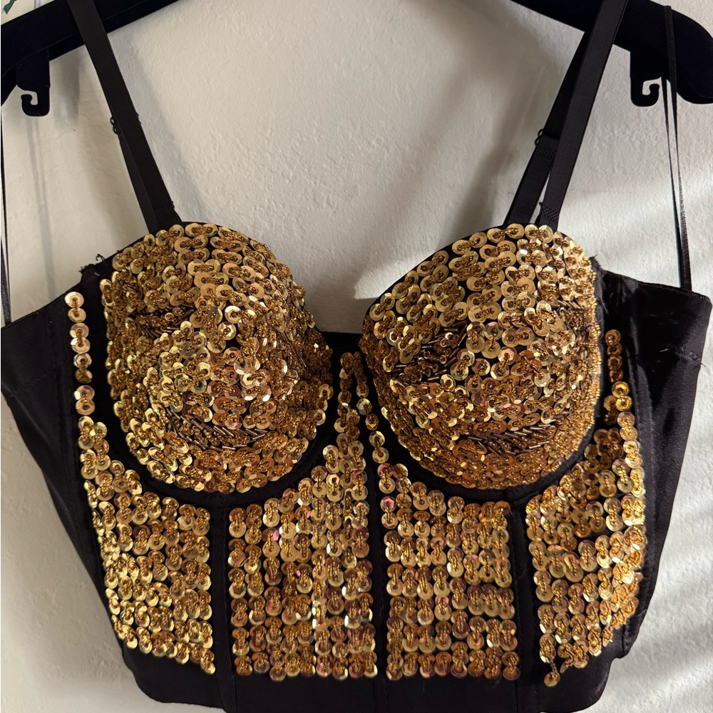 Bustier / corset type top. Black with gold sequence. Pre-loved. Size XL